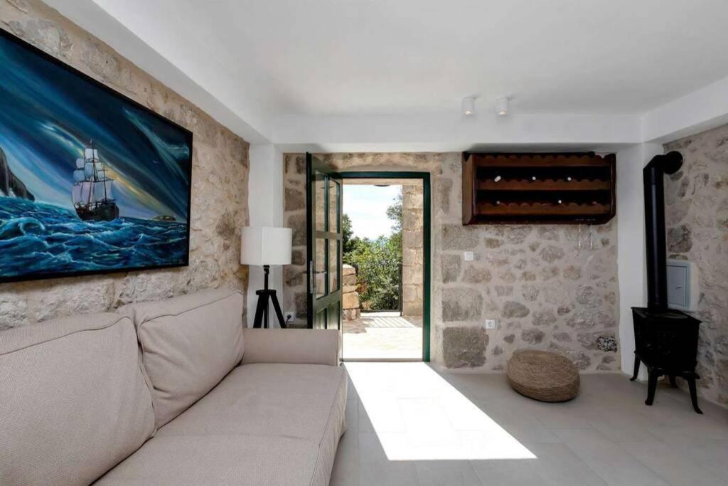 Holiday Home Marijana 泽斯特拉格 外观 照片